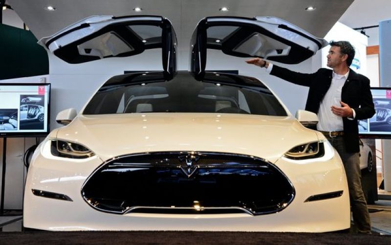 Tesla特斯拉公布廉价车Model E，股价两天大涨10%